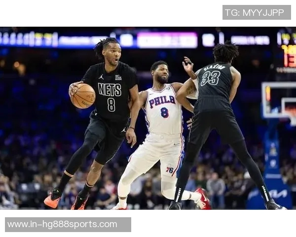 克拉克斯顿全能表现助球队获胜9投7中贡献15分9板4助3断3帽正负值1